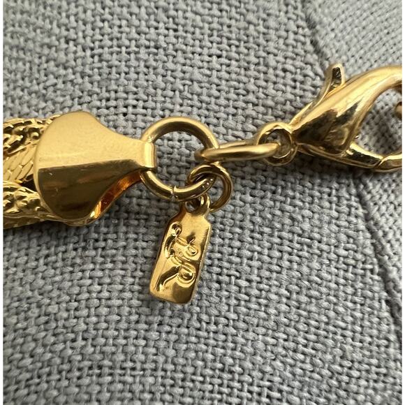 Vintage Lady Remington Gold Tone Braided Necklace - 18 Inch - Picture 7 of 7